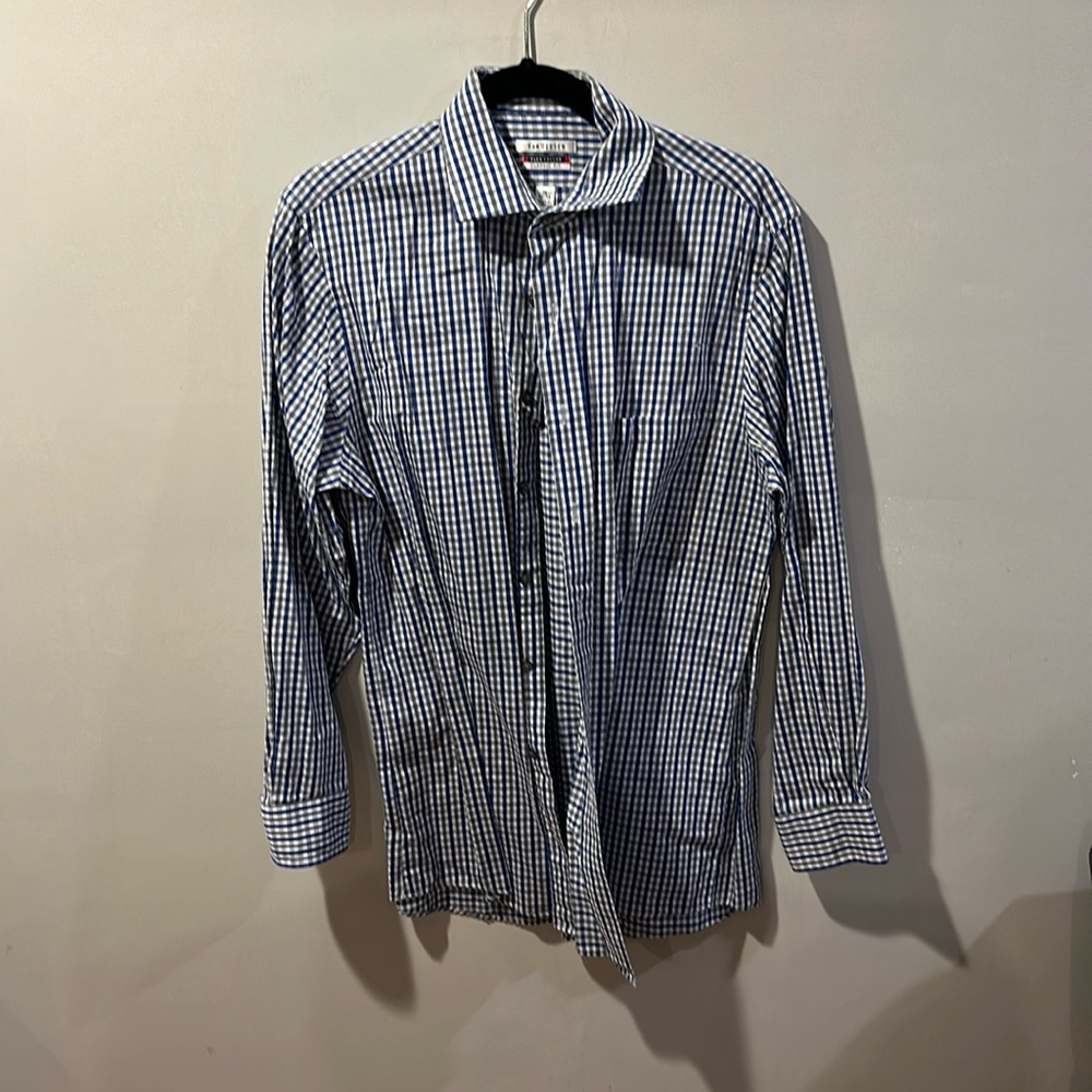 VanHeusen Flex Collar Dress Shirt
